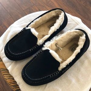 UGG Moccasin Slippers, Size 9, Black